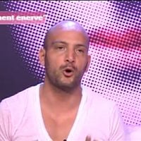 Secret Story 6 : Kevin hors de lui à cause de Caroline et Virginie, Sexy ménage