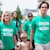 Jenny McCarthy, le petit Evan et Jim Carrey à Washington, le 4 juin 2008.