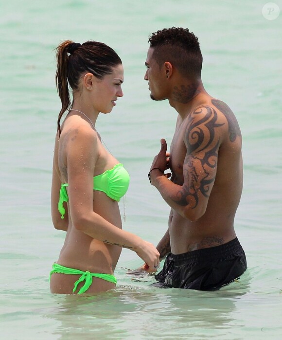 Kevin-Prince Boateng en vacances avec sa compagne Melissa Satta à Miami le 7 juin 2012