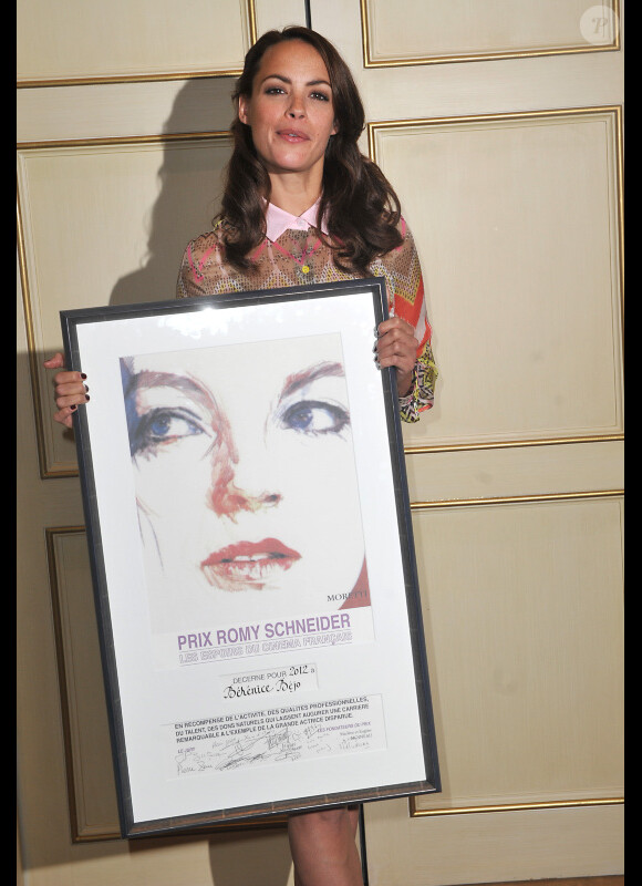 Bérénice Bejo lors de la cérémonie de remise des Prix Romy-Schneider & Patrick-Dewaere, à Paris, le 11 juin 2012