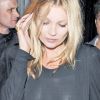 Kate Moss et Jamie Hince lors d'une sortie nocturne. Kate Moss n'est pas passée inaperçue dans une robe noire... transparente ! 12 juin 2012 à Londres