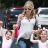 Enceinte, Sarah Michelle Gellar va chercher sa fille Charlotte à son cours de danse à Los Angeles le 16 juin 2012