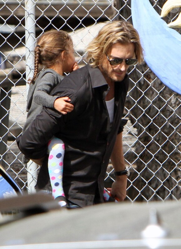 Gabriel Aubry et sa fille Nahla le 28 février 2012 à LA