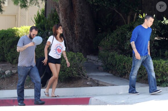 L'ex couple Elisabetta Canalis et Steve-O se retrouvent à West Hollywood, le 23 juin 2012.