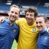 Fred Testot, Patrick Bruel et Elie Semoun le 25 juin au Parc des Princes à Paris pour un match de foot au profit de l'association Plus Fort la Vie présidée par Jean-Claude Darmon