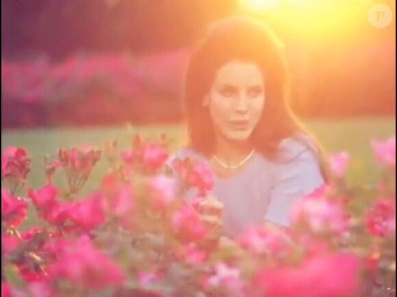 Lana Del Rey en Jacky Kennedy dans les premières images du clip National Anthem, juin 2012.