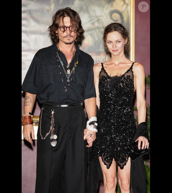 Vanessa Paradis et Johnny Depp en juillet 2006.