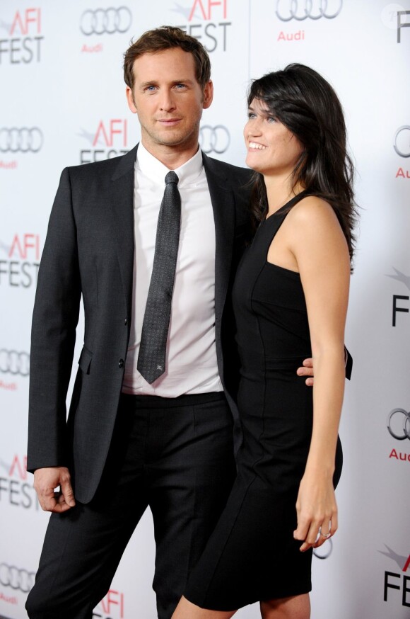 Josh Lucas et Jessica à la première de J. Edgar de Clint Eastwood, dans lequel il jouait, à Los Angeles, le 3 novembre 2011.