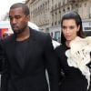 Kanye West et Kim Kardashian arrivent à la Cité de l'Architecture et du Patrimoine pour le défilé haute couture Stéphane Rolland. Paris, le 3 juillet 2012.