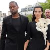Kanye West et Kim Kardashian arrivent au défilé haute couture de Stéphane Rolland. Paris, le 3 juillet 2012.