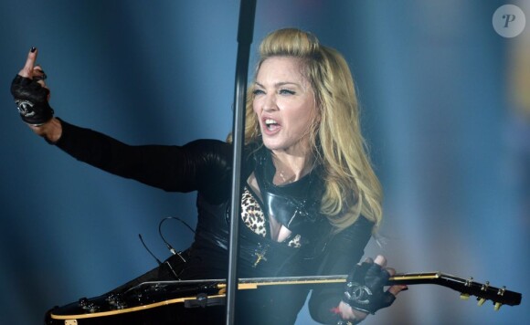 Madonna le 28 juin 2012 sur scène à Berlin