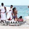 Shemar Moore à la plage avec des amis à la plage avec ses amis le 3 juillet 2012 à Miami 