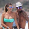 Kevin Prince Boateng et sa sirène Melissa Satta profitent du soleil et de la mer en Sardaigne, le 4 juillet 2012