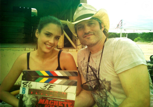 Jessica Alba et Robert Rodriguez sur le tournage de Machete Kills. Juin 2012.