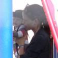 Jennifer Garner au parc avec Seraphina et le petit Samuel, à Los Angeles, le 5 juillet 2012 - Le petit garçon ressemble beaucoup à Seraphina