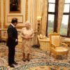 La reine Elizabeth II recevait au château de Windsor François Hollande, le 10 juillet 2012, le même jour que le passage en son fief de la flamme olympique.