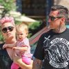 Pink, Carey Hart et leur fille Willow à New York, le 11 juillet 2012.