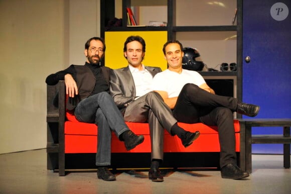 Anthony Delon avec ses partenaires de la pièce Panik pour le filage de la pièce en janvier 2012