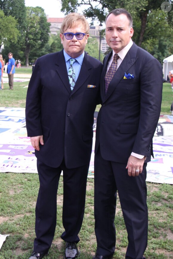 Elton John et David Furnish à Washington pour l'ouverture de la 19e Conférence internationale sur le sida, le 23 juillet 2012.