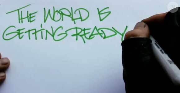 Image extraite de la lyric video du nouveau single d'Alicia Keys, New Day, juillet 2012.