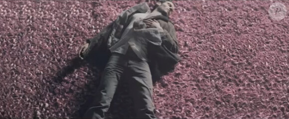 Melody Gardot, image du clip La Vie en Rose (juillet 2012), collaboration avec la maison de joaillerie Piaget.