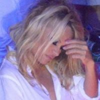 Pamela Anderson : L'ex-sauveteuse se noie dans le champagne...
