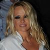 Pamela Anderson fait la fête au Vip Room de Saint Tropez le 31 juillet 2012 