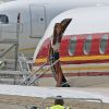 Sylvester Stallone quitte l'aéroport, après avoir atterri à Paris, le mercredi 8 août 2012.