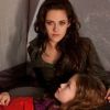 Kristen Stewart et sa fille dans Twilight - Chapitre 5 : Révélation 2e partie, en salles le 14 novembre.