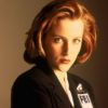 Gillian Anderson dans la série X-Files (1993-2002).