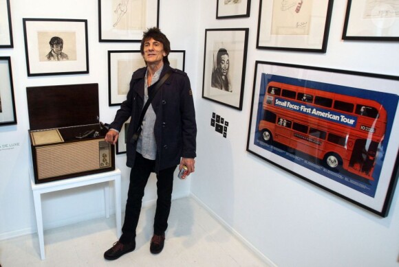Ronnie Wood inaugurait le 13 août 2012 à Londres l'exposition Ronnie Wood: A Major Retrospective of 50 years of Rock and Roll, hommage à ses 50 ans de carrière avec les Stones et les Faces.