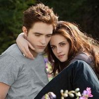 Twilight 5 : Images avec Robert Pattinson et Kristen Stewart, tendres amoureux