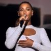Beyoncé prend le micro et donne de la voix pour entonner I Was Here, hymne de la quatrième Journée Mondiale de l'Aide Humanitaire.