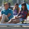 La jeune actrice Christina Robinson et son beau-père de fiction Michael C. Hall sur le tournage de la saison 7 de Dexter à Long Beach, Californie, le 20 août 2012.