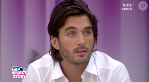 Thomas dans l'hebdo de Secret Story 6 le vendredi 17 août 2012 sur TF1