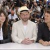 Charlotte Gainsbourg, Lars von Trier et Willem Dafoe en 2009 à Cannes. Ils se retrouveront pour The Nymphomaniac.