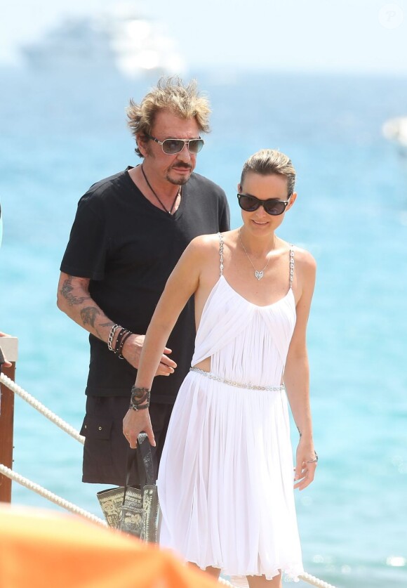 Johnny Hallyday et sa femme Laeticia le 20 juillet 2012 à Saint-Tropez