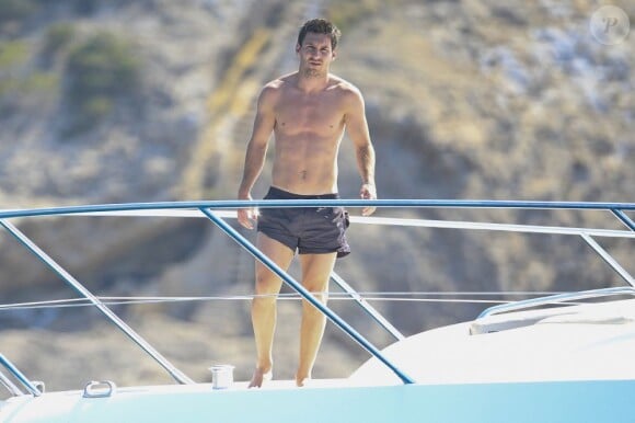 Exclusif - L'attaquant argentin du FC Barcelone et triple Ballon d'Or Lionel Messi, en vacances sur un yacht à Ibiza. Le 3 juillet 2012.
