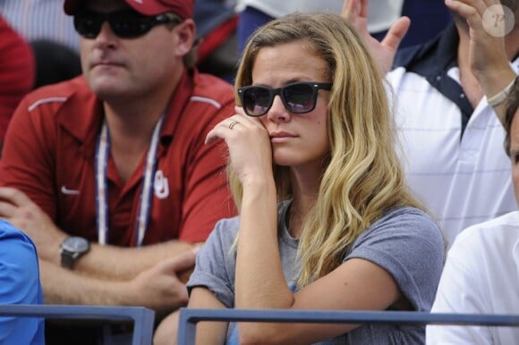 Brooklyn Decker était en larmes après la défaite de son mari Andy Roddick en huitièmes de finale de l'US Open, défaite qui le pousse vers la retraite, le 5 septembre 2012 à New York