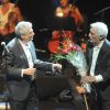 Enrico Macias, rejoint par Gérard Darmon, fête 50 ans de carrière sur la scène de l'Olympia à Paris, le 8 septembre 2012.