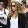 Jennifer Lopez en pleine séance shopping à New York. Le 11 septembre 2012.