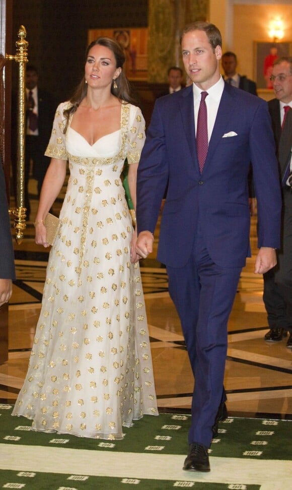 Le prince William et sa femme la duchesse de Cambridge Kate Middleton assistent à un dîner officiel avec le couple royal malaisien à l'Istana Negara, nom de leur résidence. Kuala Lumpur, le 13 septembre 2012.