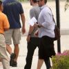 Justin Timberlake arrive à Cabo avec des amis le 21 septembre 2012 pour enterrer sa vie de garçon.