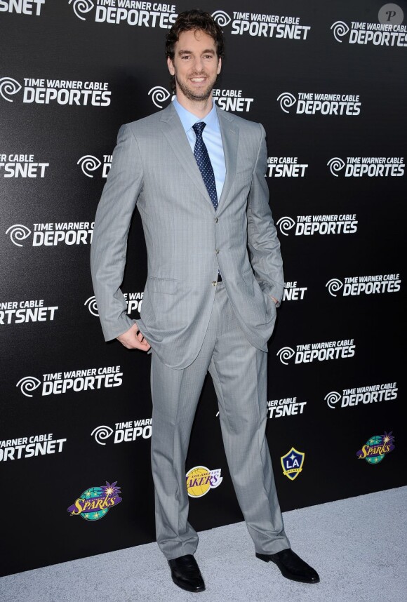 Pau Gasol lors du lancement des networks Time Warner Cable Sportsnet et Time Warner Cable Deportes aux studios Time Warner de Los Angeles le 1er octobre 2012