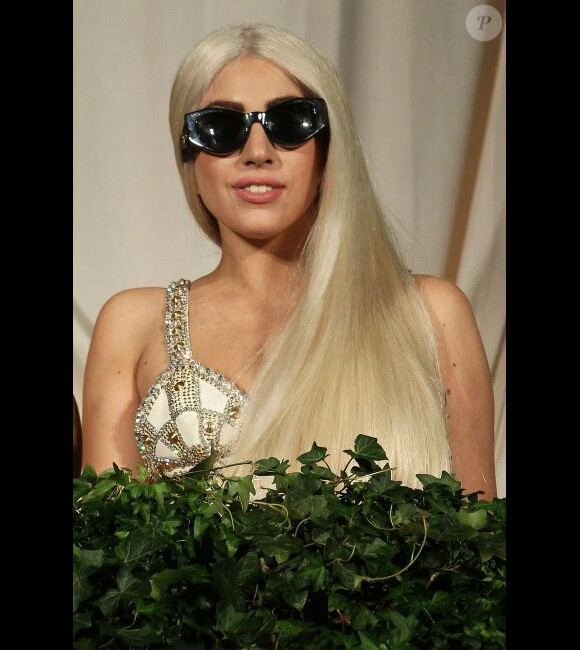 Lady Gaga (octobre 2012 à Milan) est, ex aequo avec Jennifer Lopez, la 6e femme la mieux payée des Etats-Unis selon un classement du magazine Forbes.