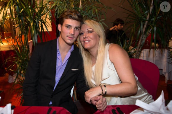 Loana et Michael Champion, ex de Paris Hilton, lors de la soirée organisée par Massimo Gargia au salon des antiquaires à Paris le 22 septembre 2012