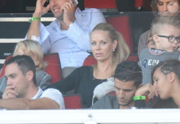 Helena Seger et son fils Vincent lors du match face à Sochaux au Parc des Princes à Paris le 29 septembre 2012