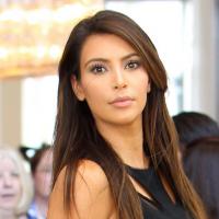 Kim Kardashian : Toujours aussi ravissante quand sa soeur montre son derrière