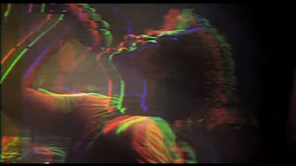 Bruno Mars en transe vintage dans le clip Locked Out of Heaven