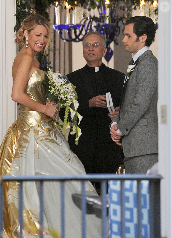 Blake Lively et Penn Badgley sur le tournage de la dernière saison de Gossip Girl à New York, le 16 octobre 2012